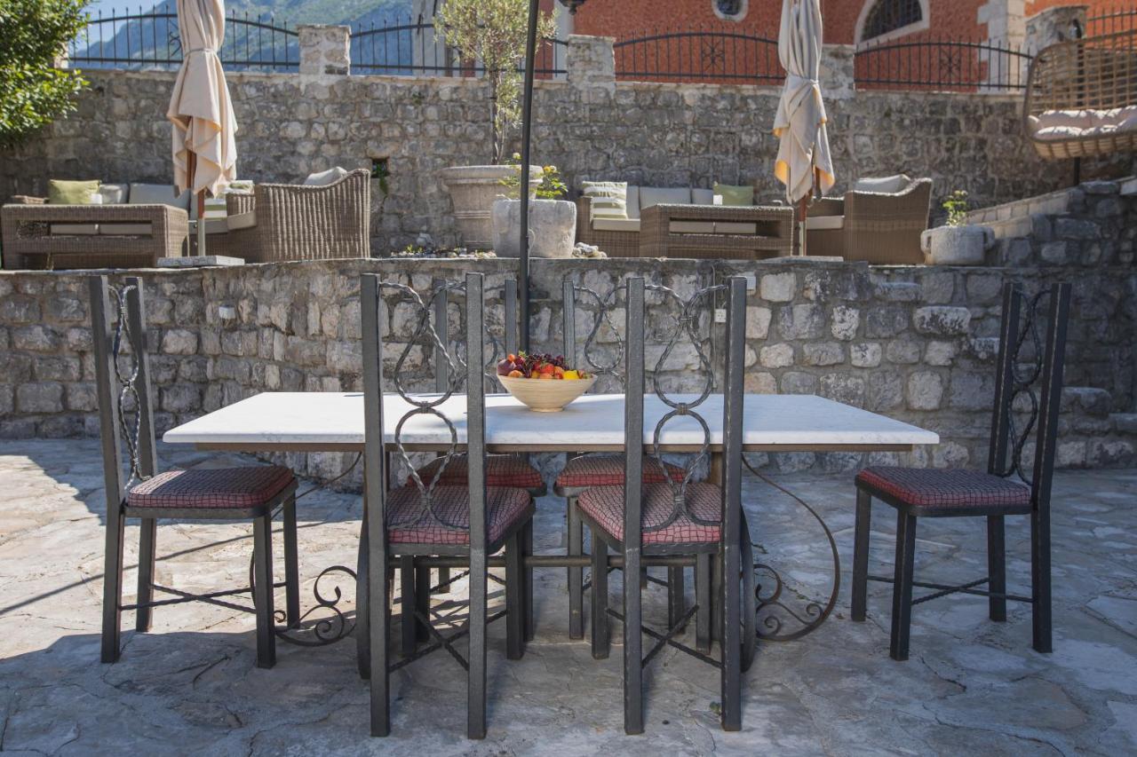 Kamena Palata Apartments Kotor Exteriör bild