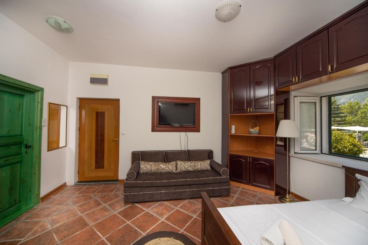 Kamena Palata Apartments Kotor Exteriör bild